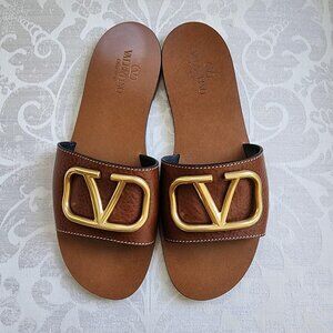 VALENTINO GARAVANI Women's V Logo Slide Sandals 38.5